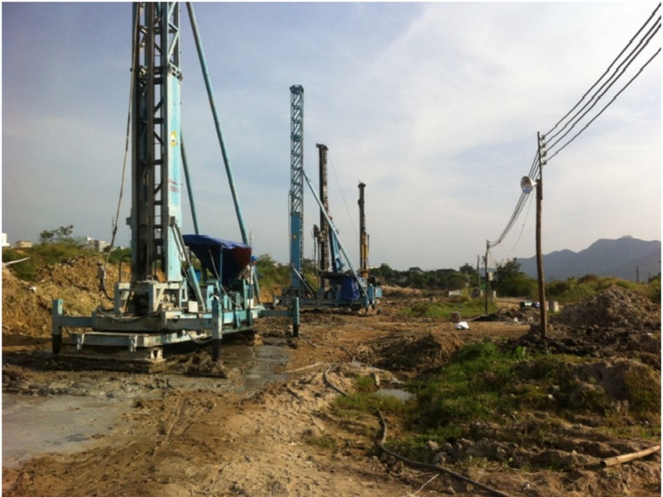 Thi cong cong coc xi mang dat Duong so 4.jpg